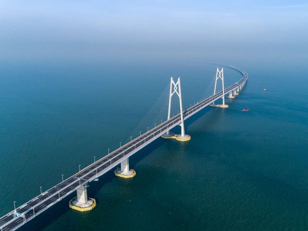  The World's Longest Sea Bridge, China